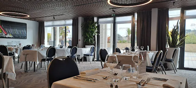 Restaurant "Ailleurs" - Pornic