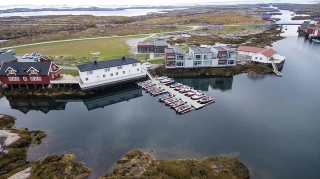 Sula Rorbuer og Havhotell