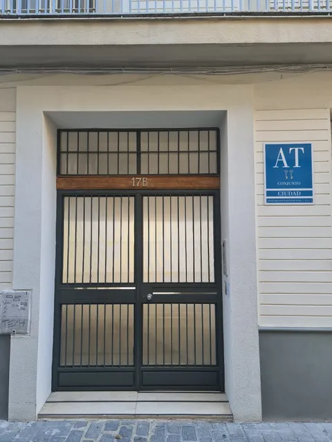 Apartamentos Cervantes 17