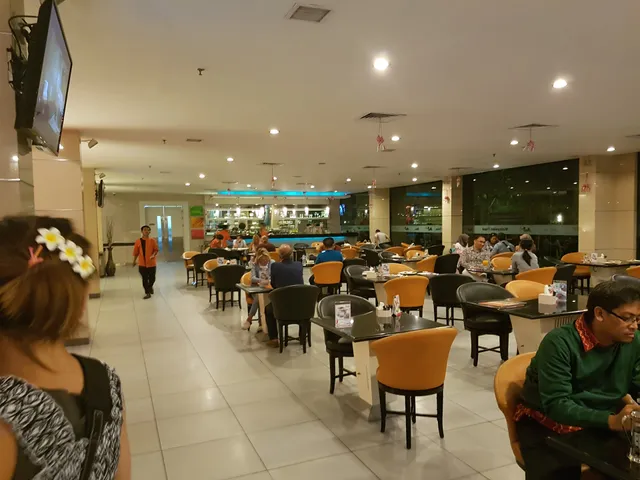 AJ Brandon Coffee & Resto FM7