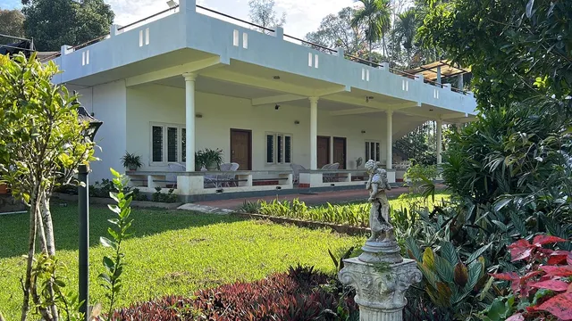 The Grand Oak, Coorg