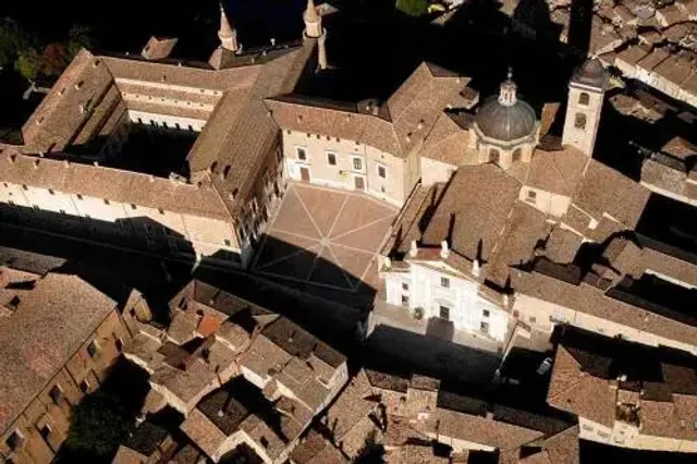 Domus Urbino
