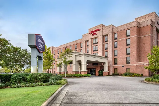Hampton Inn Wilmington-University Area/Smith Creek Station