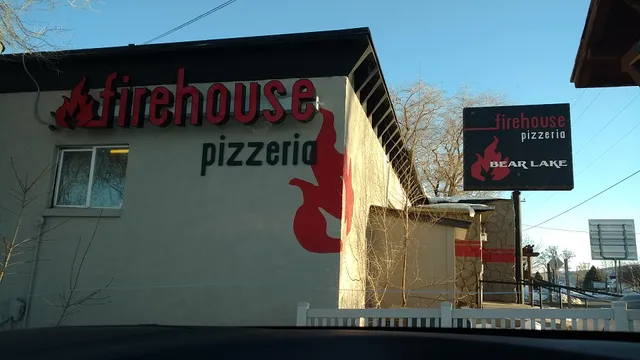 Firehouse Pizzeria