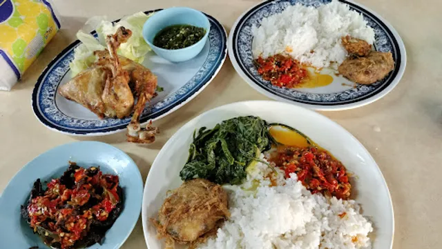 Kedai Makan Ayam Pop Kapau