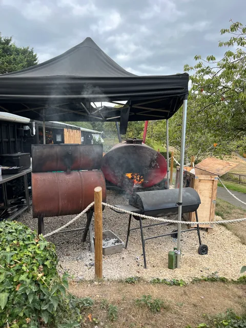 Smoke House Robin Hill