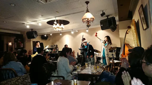 カフェ・ド・トワレ