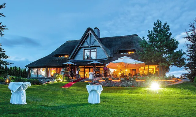 Jezioro Powidzkie Noclegi - Dom Wypoczynkowy "Pod Strzechą" | Hotel Powidz