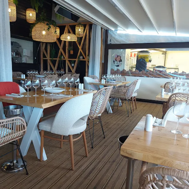 Restaurant Brasserie L Odice Crêpes Glaces Bar