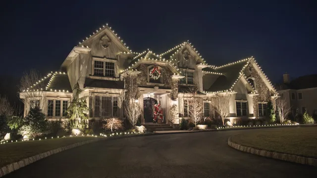 Christmas Decor of New Jersey by Triple R Lighting