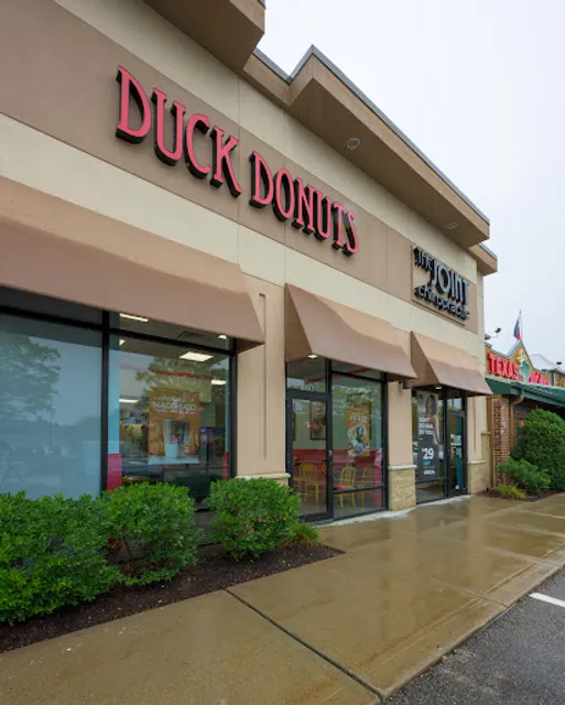 Duck Donuts