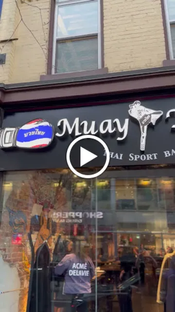 Muay Thai Bar & Restaurant