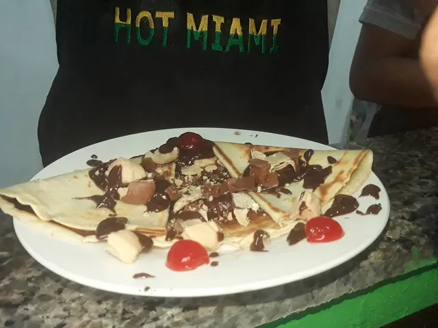 Hot Miami Hamburgueria Creparia E Pastelaria