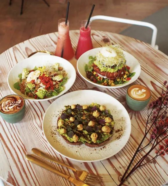 Auvers Dining Rhodes