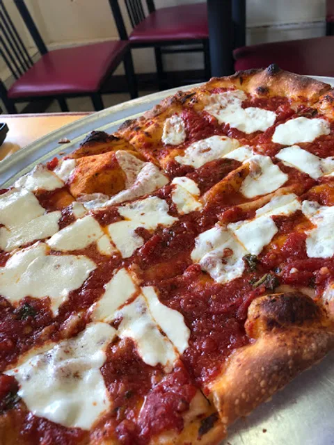 Il Vesuvio Italian Restaurant & Pizzeria