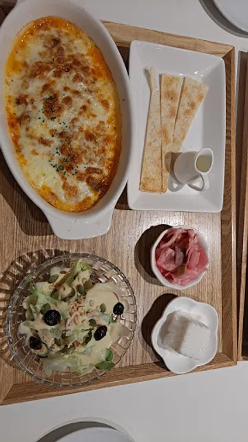 복돼지네옛날생돼지김치찌개