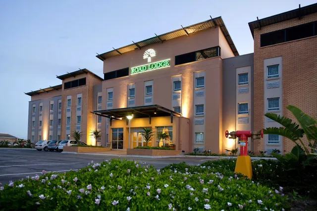 Road Lodge Gqeberha Airport