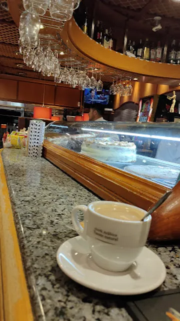 Cafetería Restaurante Montepinos