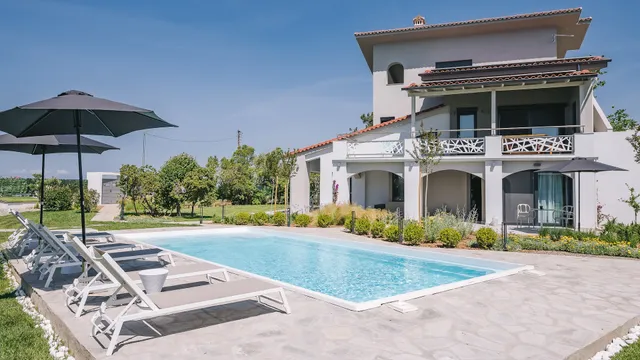 Electra BeachFront Suites