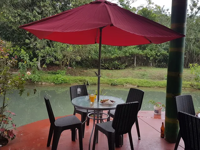 Recreo Turistico Restaurat Coffee Pub PERLAWASI