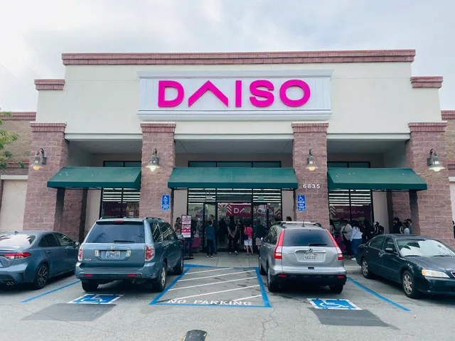 Daiso - Japanese Household Goods