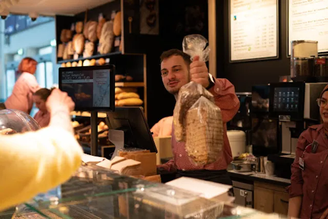 Junge Die Bäckerei.