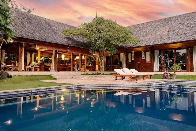 Villa Sungai Canggu