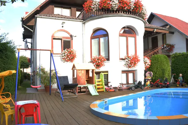 Šeimyniniai apartamentai Po Kaštonu