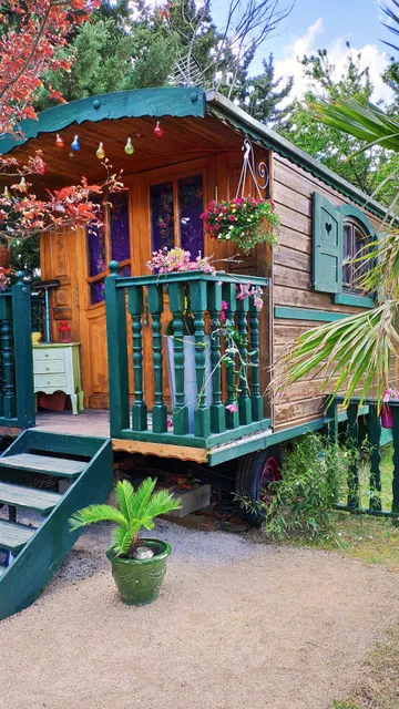 Chambre d' hotes La roulotte des alpilles "gipsy chic"