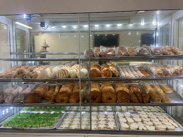 Gourmet LA Bakery