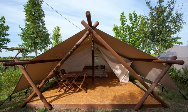 BNatural natursim & Glamping