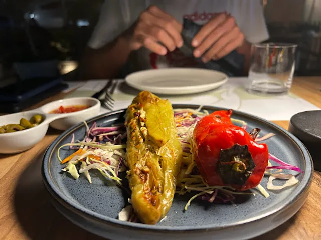 Elia Restaurant & Bar