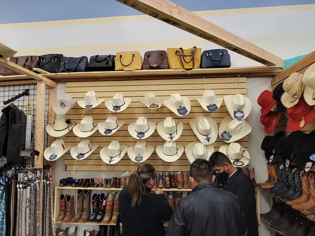 Paisanos Plaza Hillsboro