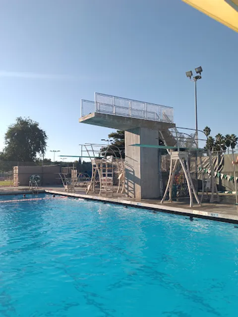 Van Nuys / Sherman Oaks Aquatic Center