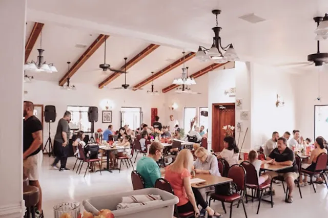 Alebrijes Cafe & Grill