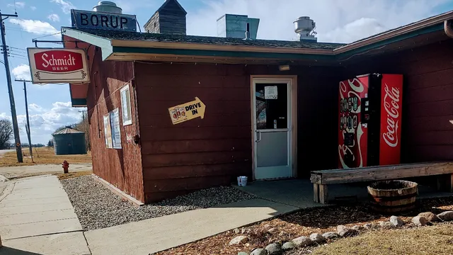 Roadside Bar & Grill