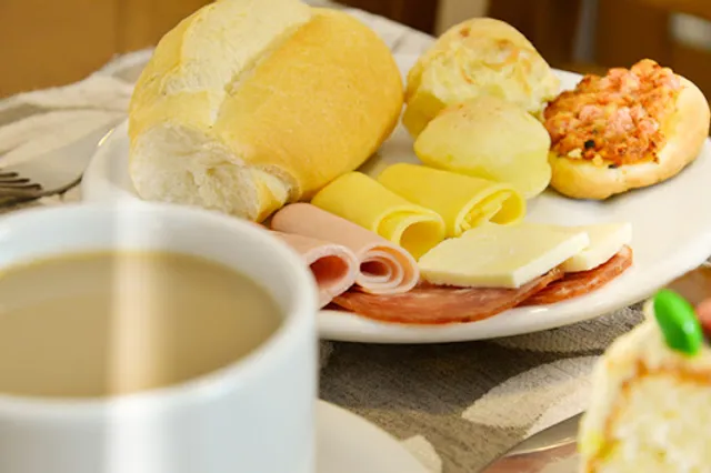 Fular Confeitaria e Padaria