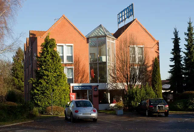 Tourhôtel Contact Hôtel (Tourhôtel du Golf)