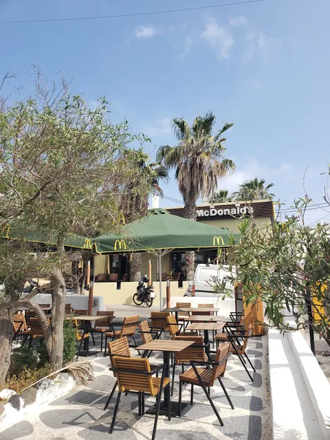 McDonald's Σαντορίνη