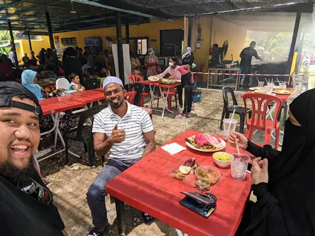 Sultan Salai - Daging Salai, Itik Salai, Siput Sedut Masak Lemak @ Simpang Ampat, Melaka