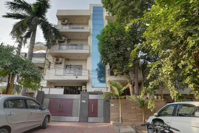 Cosy Tree Inn Sector 19 - Hotel in Naveen Nagar