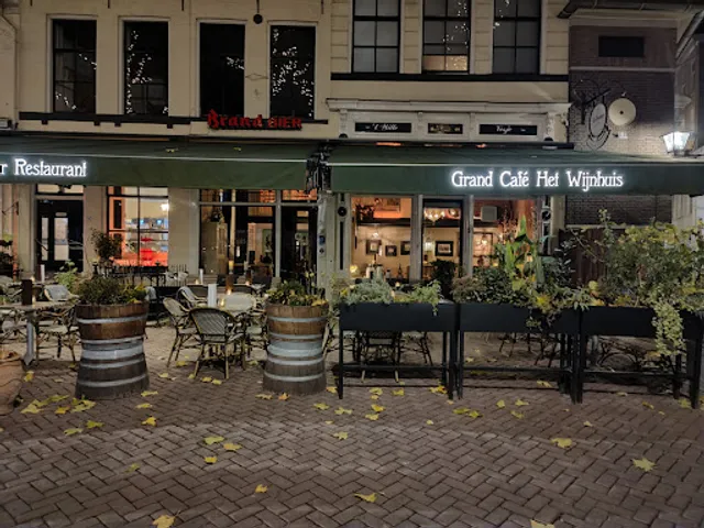 Café Het Wijnhuis