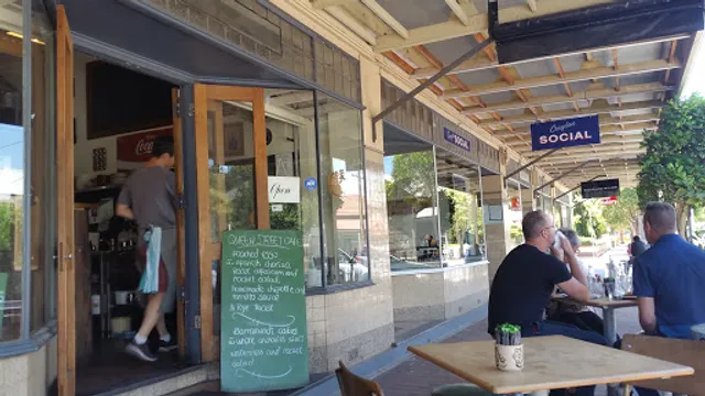 Queen Street cafe.