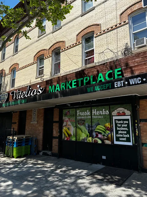 Vitelio's Marketplace (Key Food)