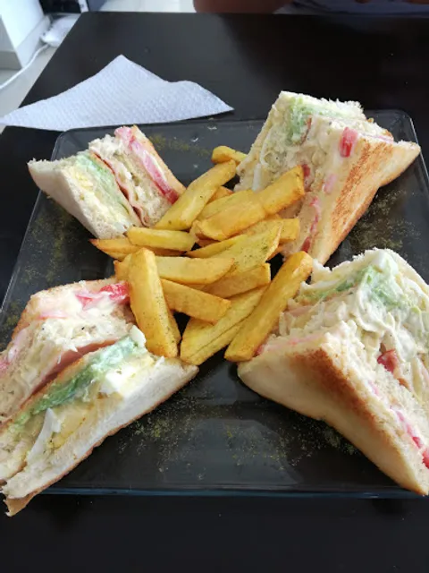 Manhattan Beach 2.0 Restaurant