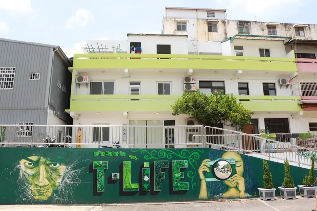 T-Life Hostel