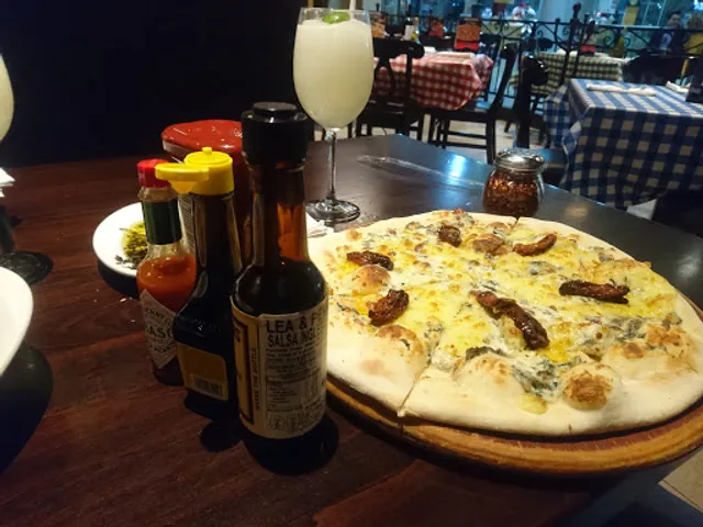 Italianni's Luna Parc