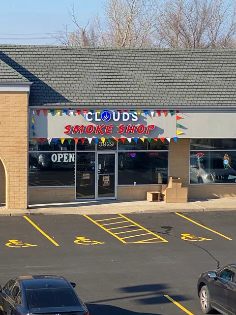 Clouds Smoke Shop