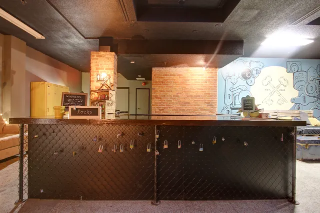 Improbable Escapes: HQ (Downtown)