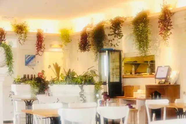 Eatery at Rothesay Bay